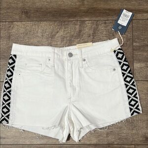 Universal thread White Denim Shorts with Black Patterned‎ Sides 8/29R